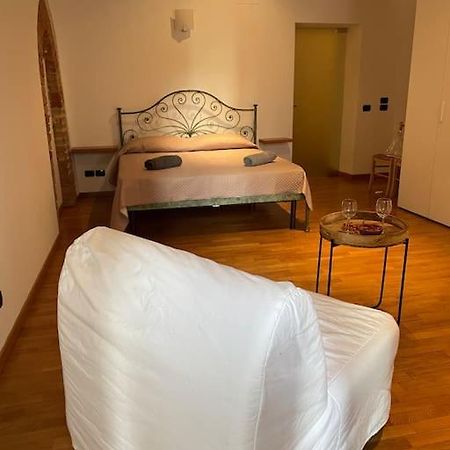 Apartament Il Grappolo D'Alba Zewnętrze zdjęcie